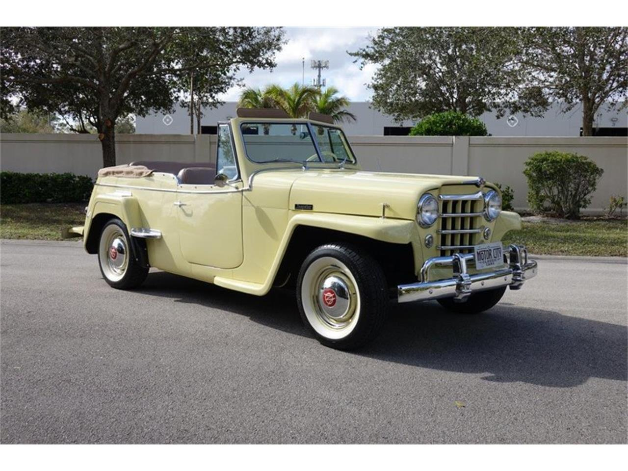 Jeepster VJ3