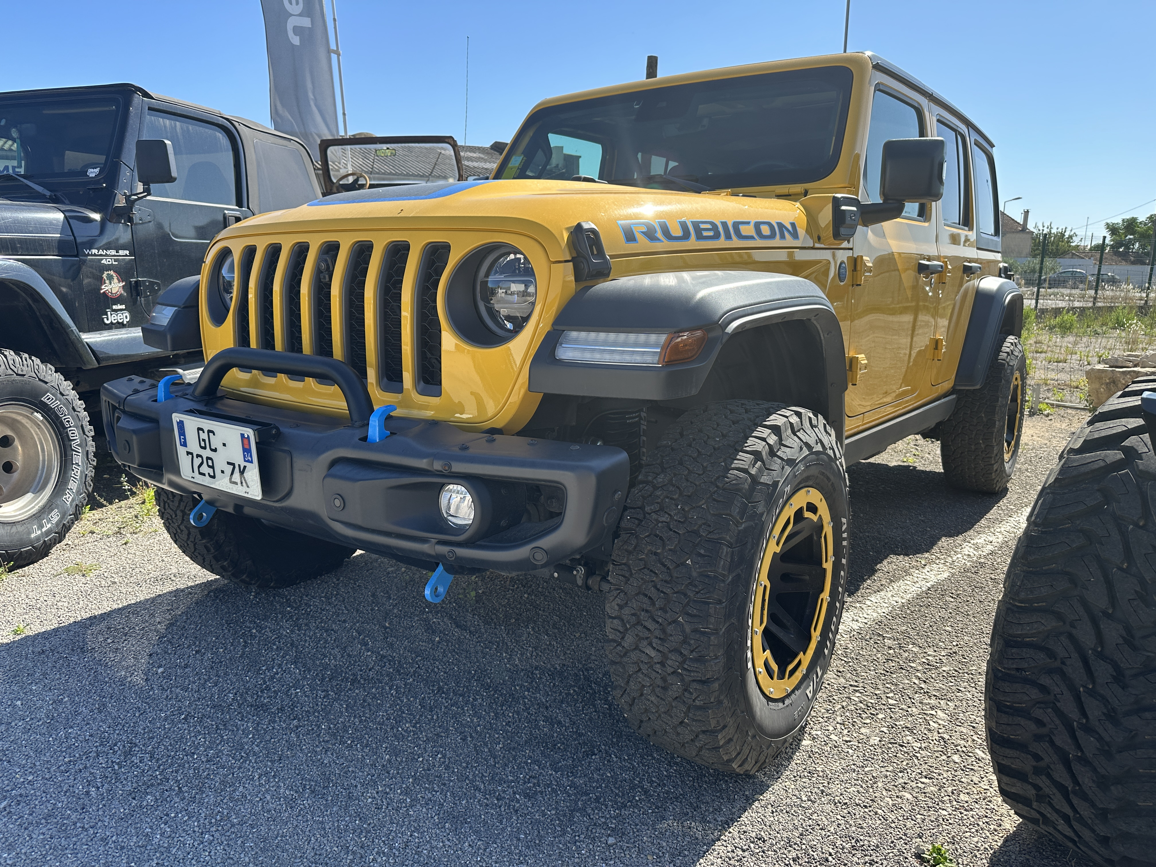Split view for Prépa Wrangler JLU 4xe Rubicon