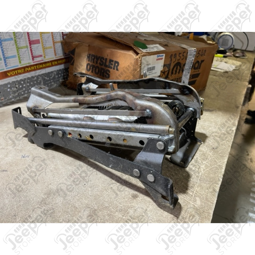 New Old Stock: Support de siège avant droite électrique pour Jeep Cherokee XJ
