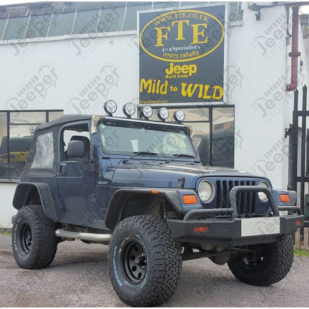 Kit de 4 Elargisseurs d'ailes Plate Bushwacker (largeur: 15.50cm) Jeep Wrangler TJ