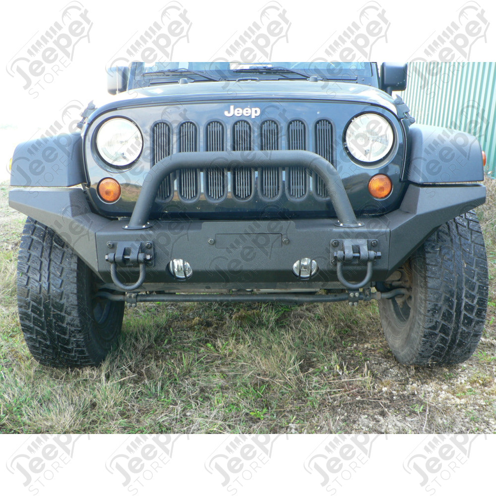 Pare chocs avant en acier avec embouts remonté pour Jeep Wrangler JK (avec porte treuil et plaque de fermeture) NON COMPATIBLE AVEC LES PARE CHOCS RUGGED RIDGE. 
