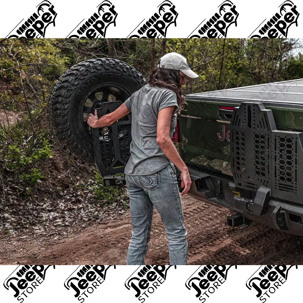 Porte gauche pour pare chocs arrière "Wingmate" Rugged Ridge by RealTruck pour Jeep Gladiator JT - 11540.41 / 11540-41 / 1154041