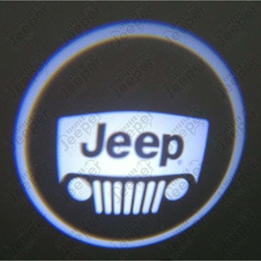 Eclairage Jeep avec LED Soyez à la mode et à la dernière technologie, fixer la LED sous votre porte, (la scie cloche et vendu avec), branchez les 2 fils sur le contacteur de porte et dès que vous ouvrez la porte le logo Jeep apparait au sol !!! La classe
