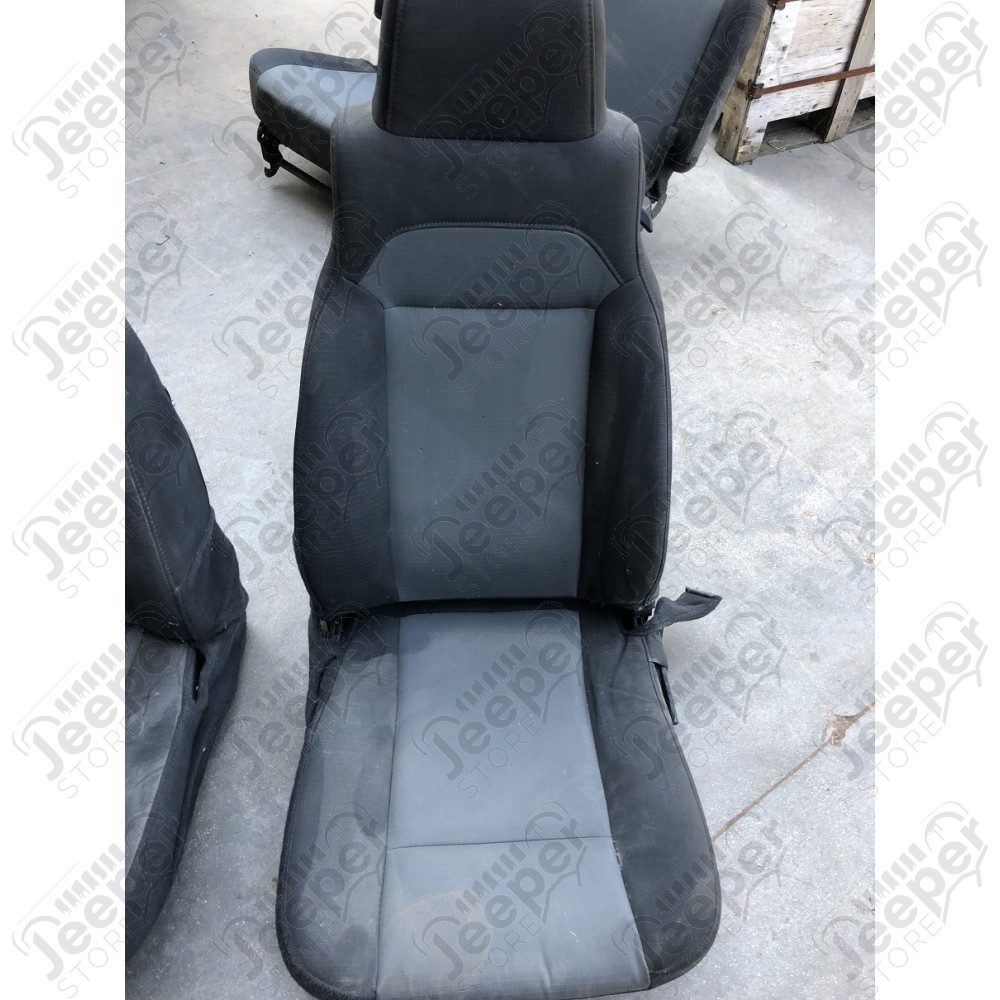 Occasion : Kit de 2 sièges avant origine gauche et droit (couleur : noir et gris) - Jeep Wrangler TJ