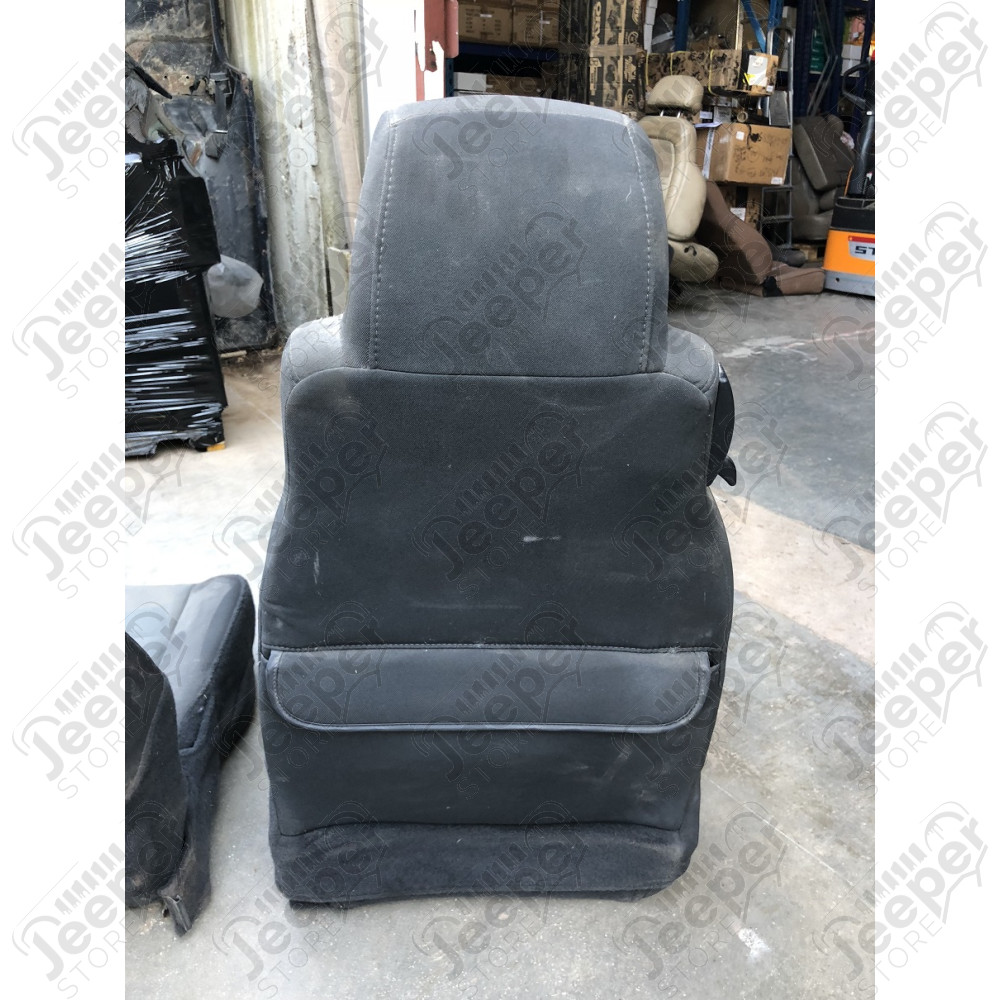 Occasion : Kit de 2 sièges avant origine gauche et droit (couleur : noir et gris) - Jeep Wrangler TJ