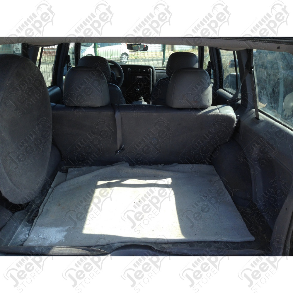 A VENDRE D'OCCASION: Jeep Cherokee XJ 2.5L TD 