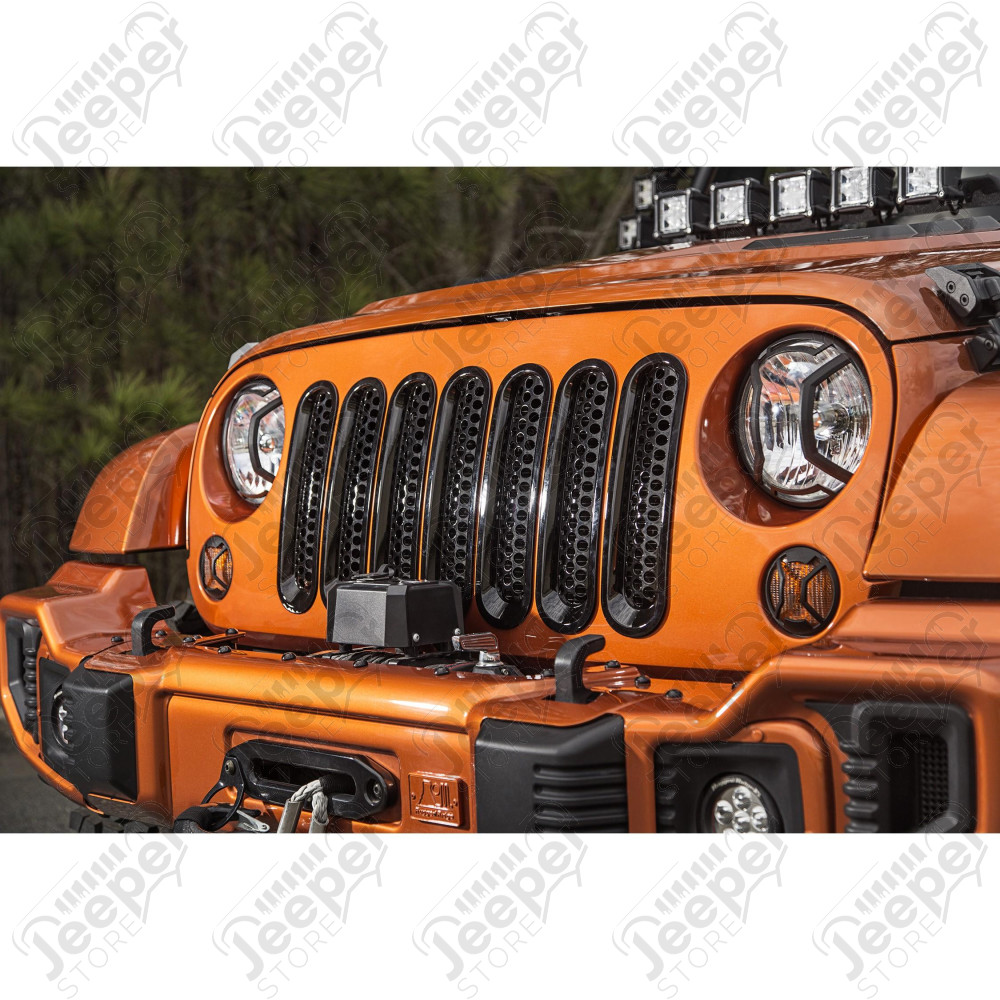 Kit de 7 inserts noir perforés pour calandre d'origine Jeep Wrangler JK