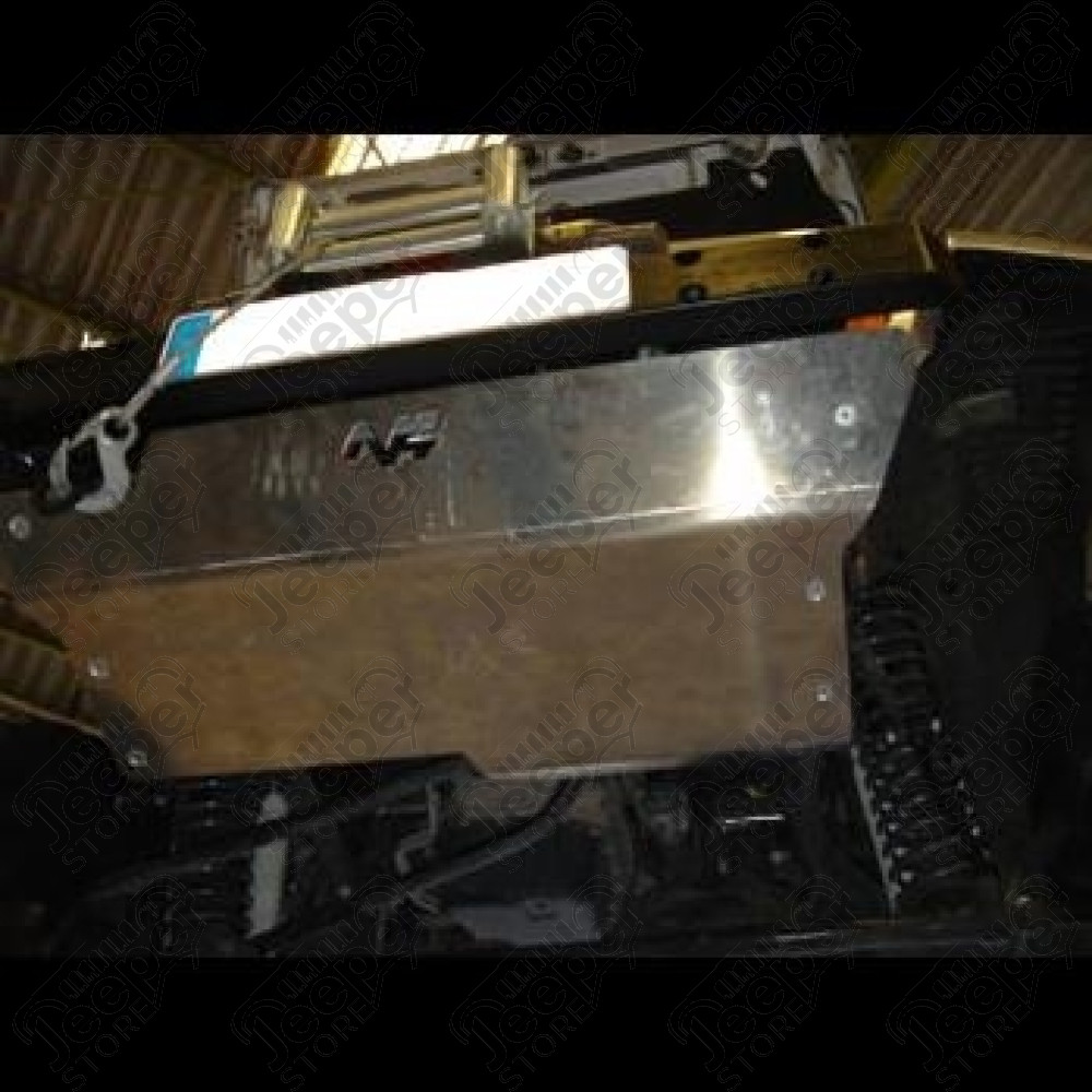 Protection avant en aluminium N4 Off Road Jeep Wrangler JK Fruits d’une longue expérience de la pratique du tout-terrain et de la création d’équipements, N4 OFFROAD conçoit ses skis aluminium pour vous apporter la meilleure protection possible des organe