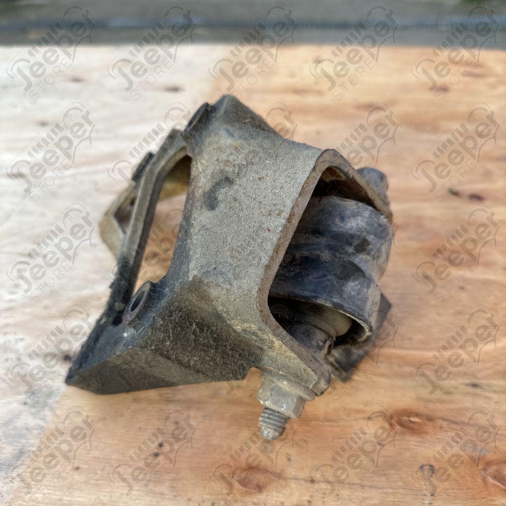 Occasion : Fixation de support moteur droit 2.5L mono point pour Jeep Wrangler YJ (1987-1991)