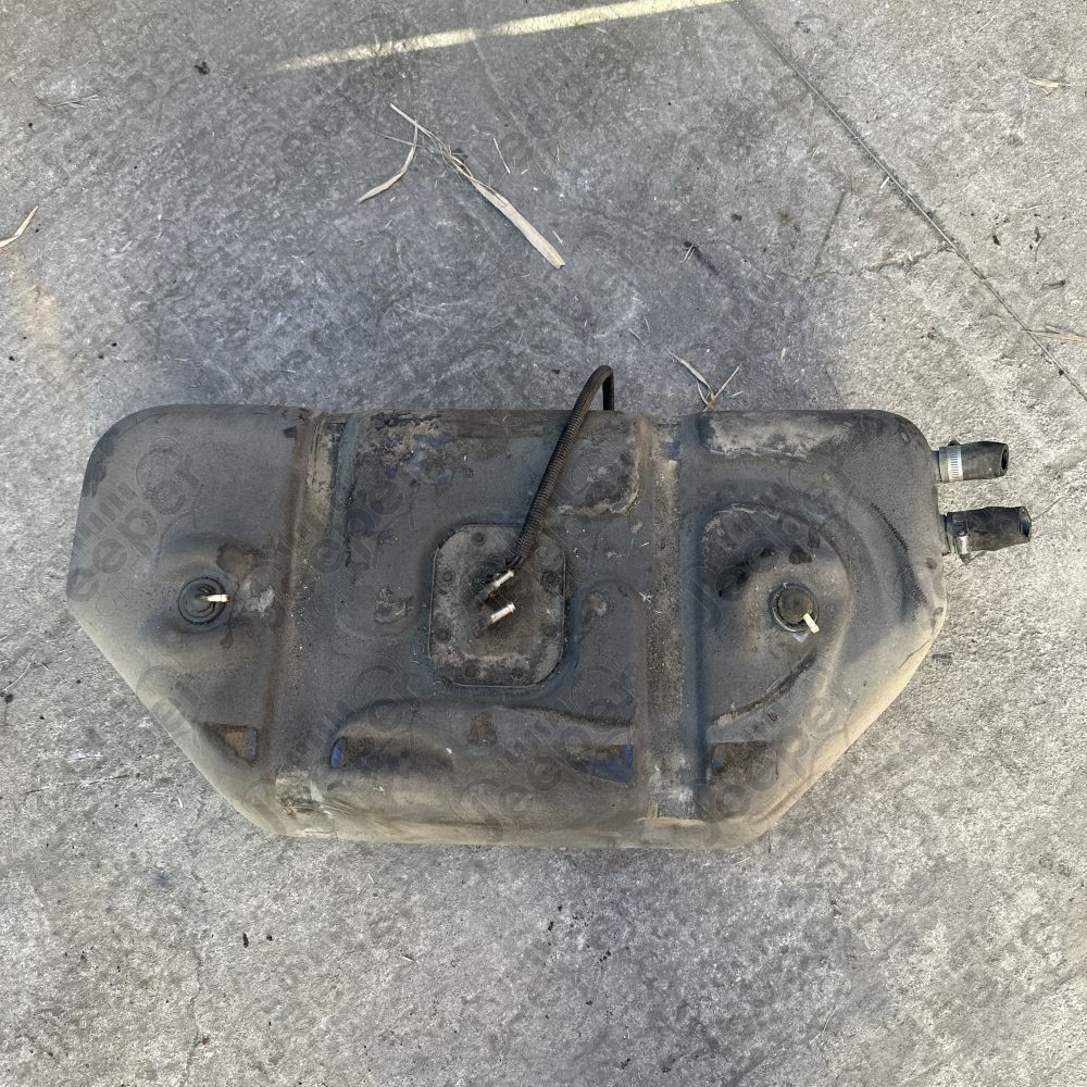 Occasion : Réservoir de carburant en plastique pour Jeep Wrangler YJ (1987-1995)