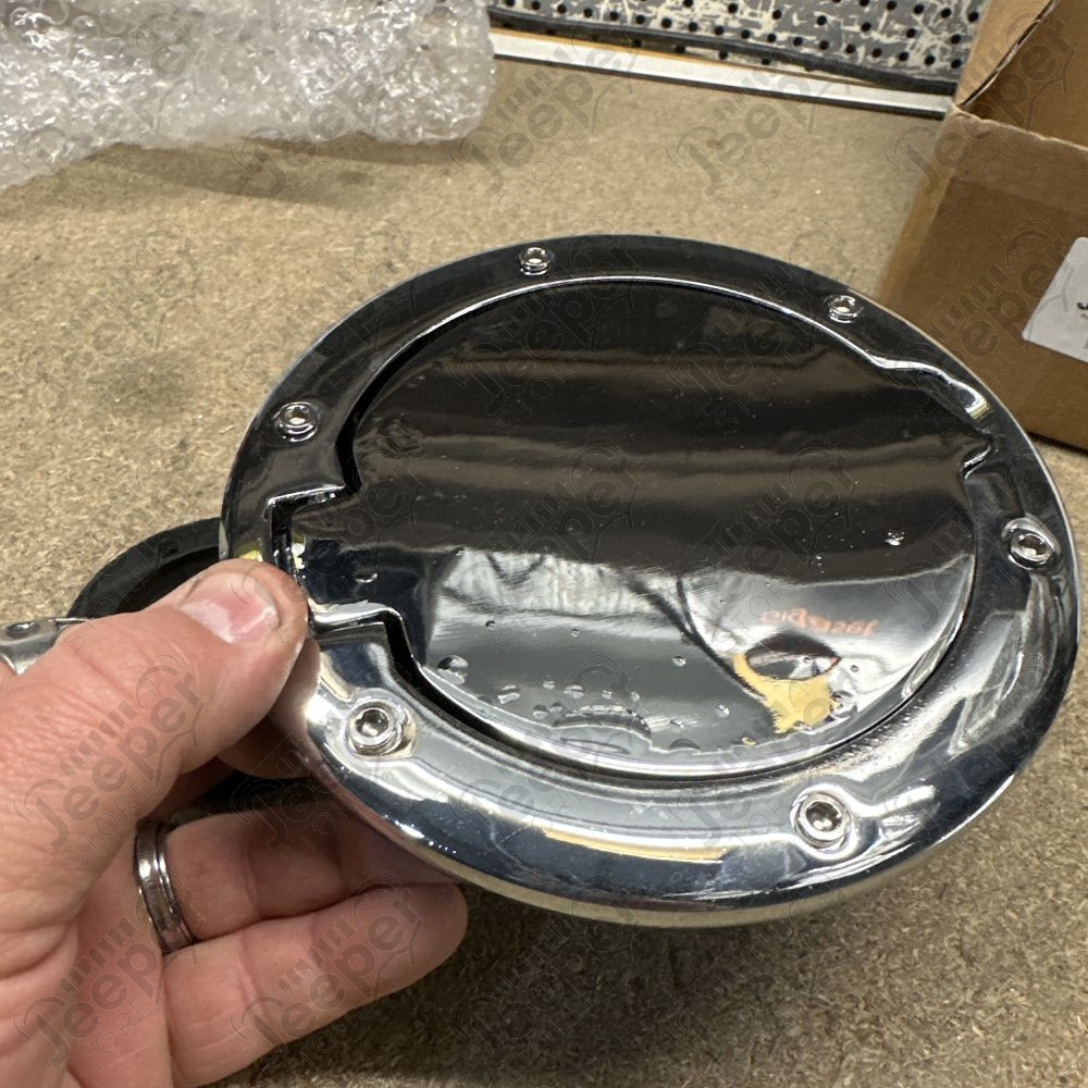 Occasion : Trappe à carburant chrome (défaut chrome) pour Jeep Wrangler JK (2007-2018)