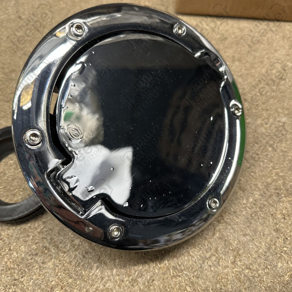 Occasion : Trappe à carburant chrome (défaut chrome) pour Jeep Wrangler JK (2007-2018)