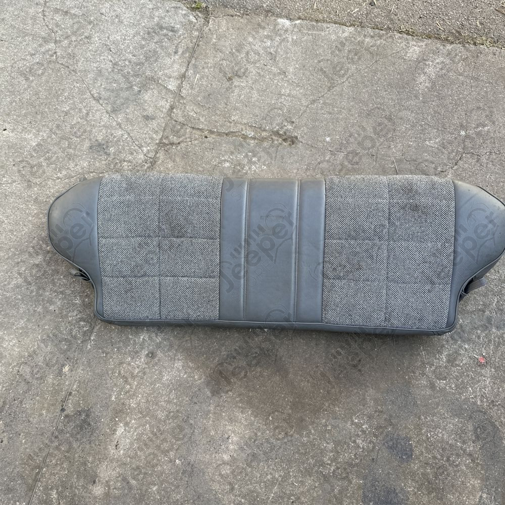 Occasion : Banquette arrière assise tissu/cuir gris (2 portes) pour MJ, XJ (1984-1996)