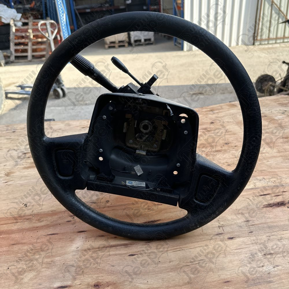 Occasion : Volant noir (sans airbag) pour Jeep Cherokee XJ (1995-1996)