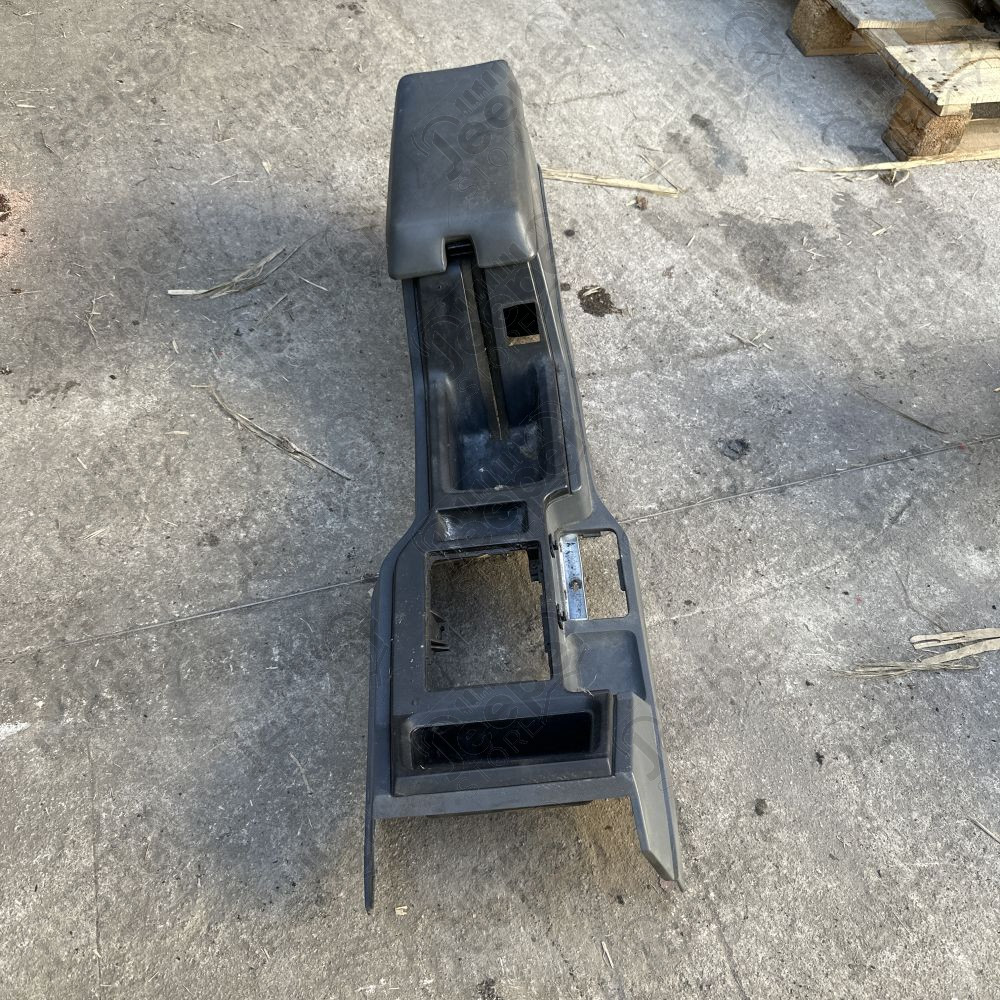 Occasion : Console centrale grise pour Jeep Cherokee XJ (1984-1996)