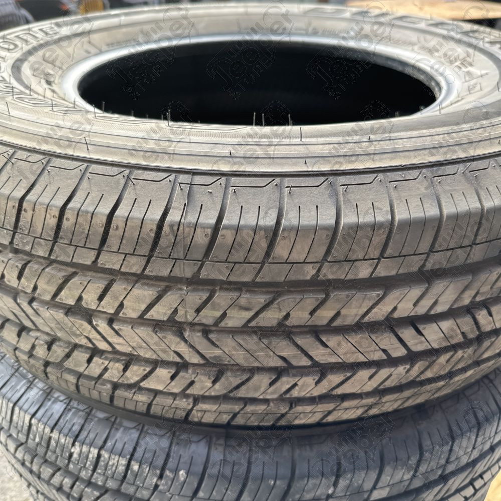 Occasion : Lot 5 pneus Bridgestone Dueler H/T 245/75R17 112T M+S (compatibilité : voir description)