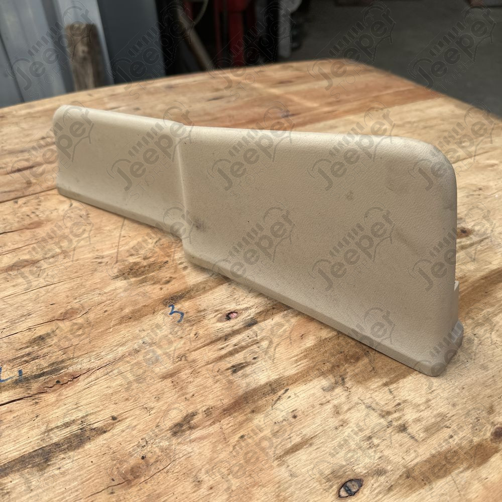 Occasion : Plastique intérieur beige (enjoliveur) siège côté passager pour MJ, XJ (1984-1993)