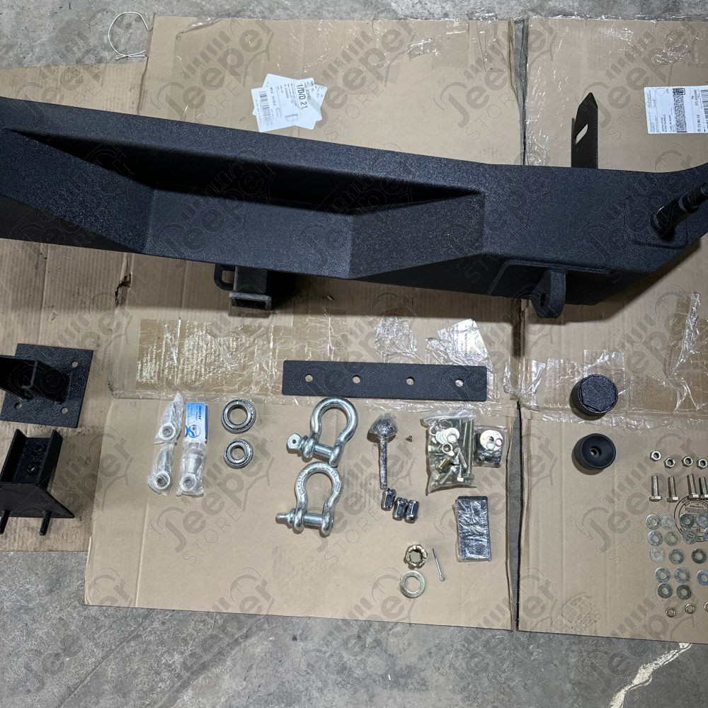 Occasion : Pare chocs arrière avec porte roue de secours (incomplet) pour Jeep Wrangler JK (2007-2018)
