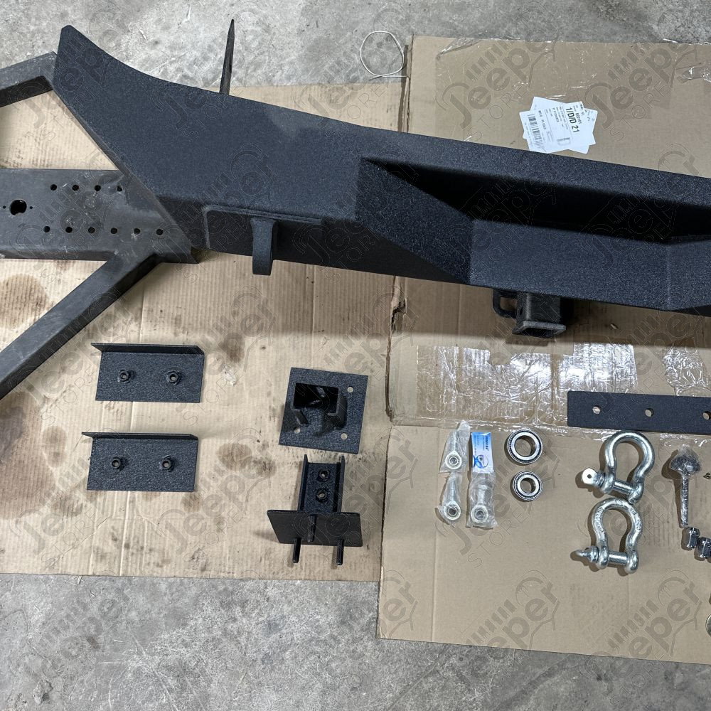Occasion : Pare chocs arrière avec porte roue de secours (incomplet) pour Jeep Wrangler JK (2007-2018)