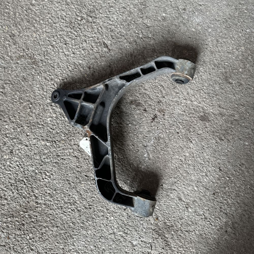 Occasion : Triangle inférieur gauche pour Jeep Cherokee Liberty KJ (2002-2007)
