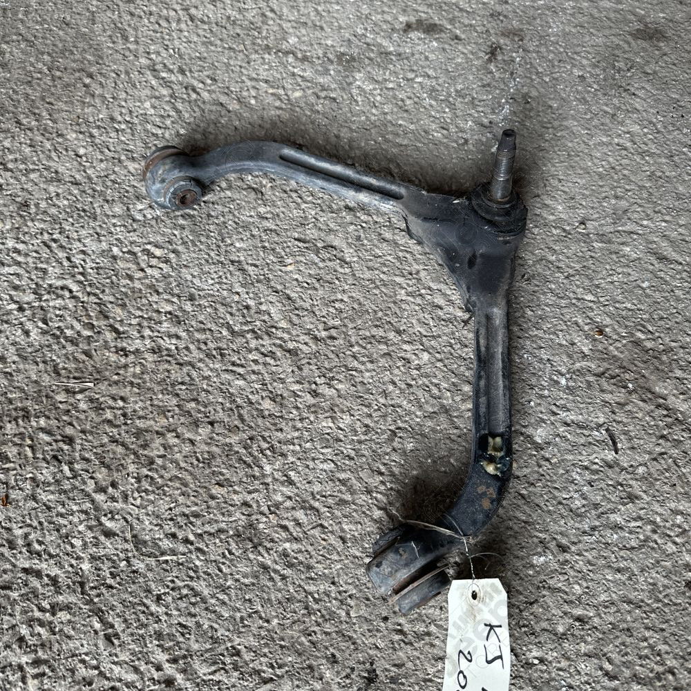 Occasion : Triangle supérieur avant (gauche ou droit) pour Jeep Cherokee Liberty KJ (2002-2007)