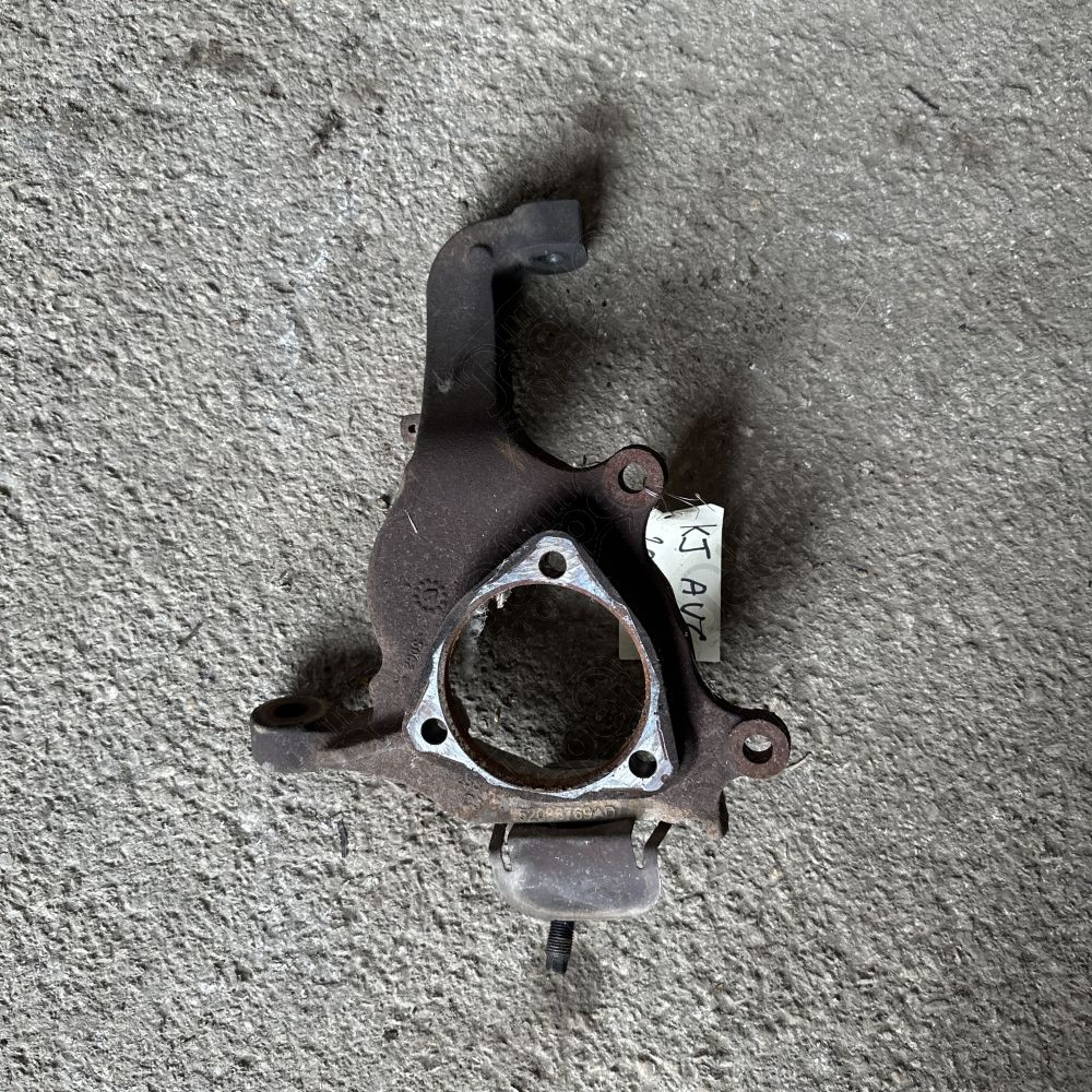 Occasion : Fusée pivot avant gauche pour Jeep Cherokee Liberty KJ (2002-2007)