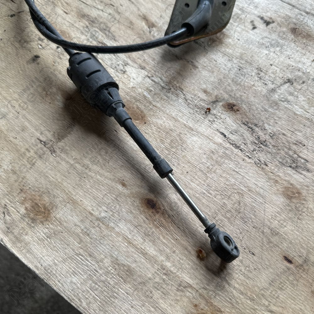 Occasion : Câble de levier de boîte automatique 3.7L V6 pour Jeep Cherokee Liberty KJ (2002-2004)