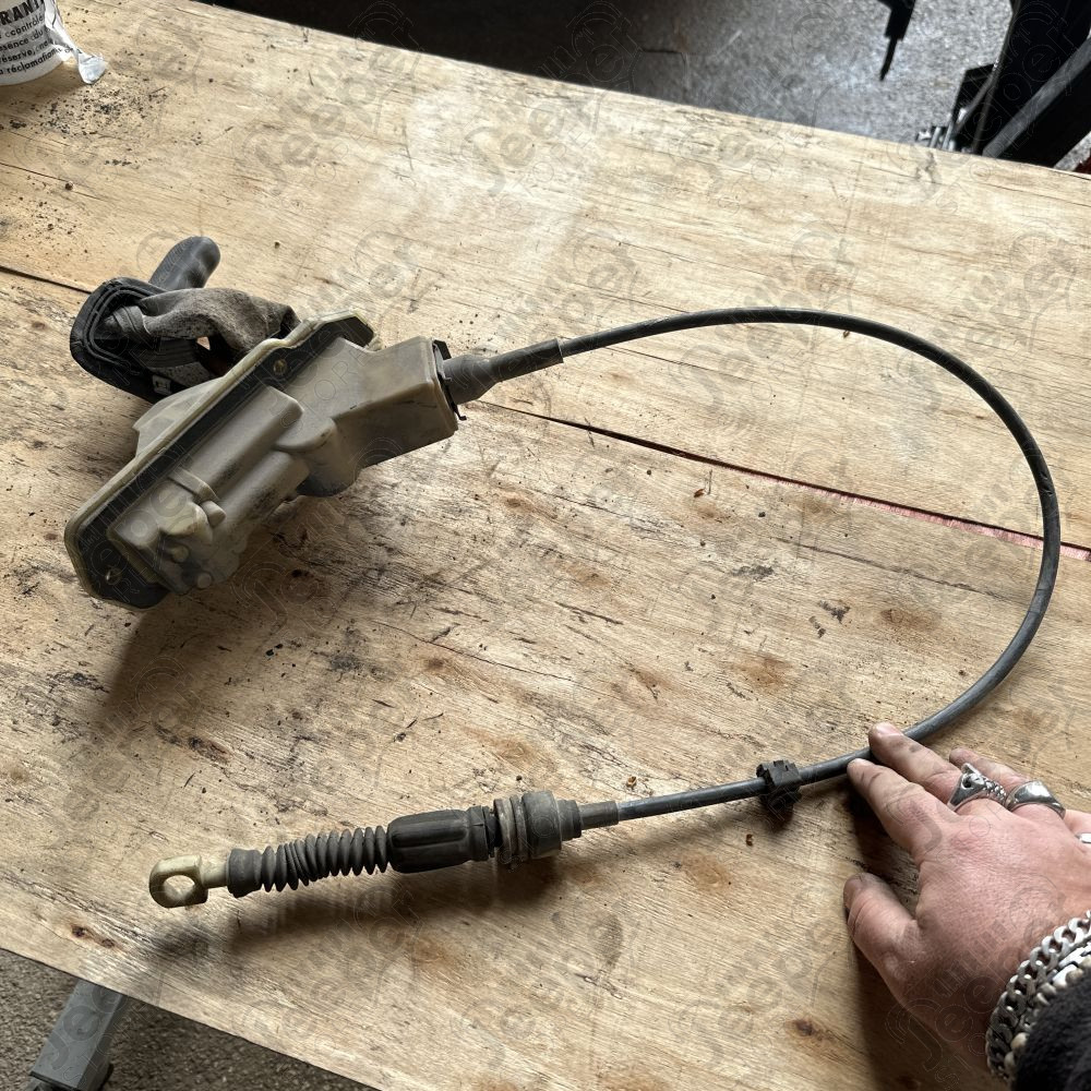 Occasion : Levier avec câble de boîte de transfert 3.7L V6 avec NP242 pour Jeep Cherokee Liberty KJ (2002-2004)