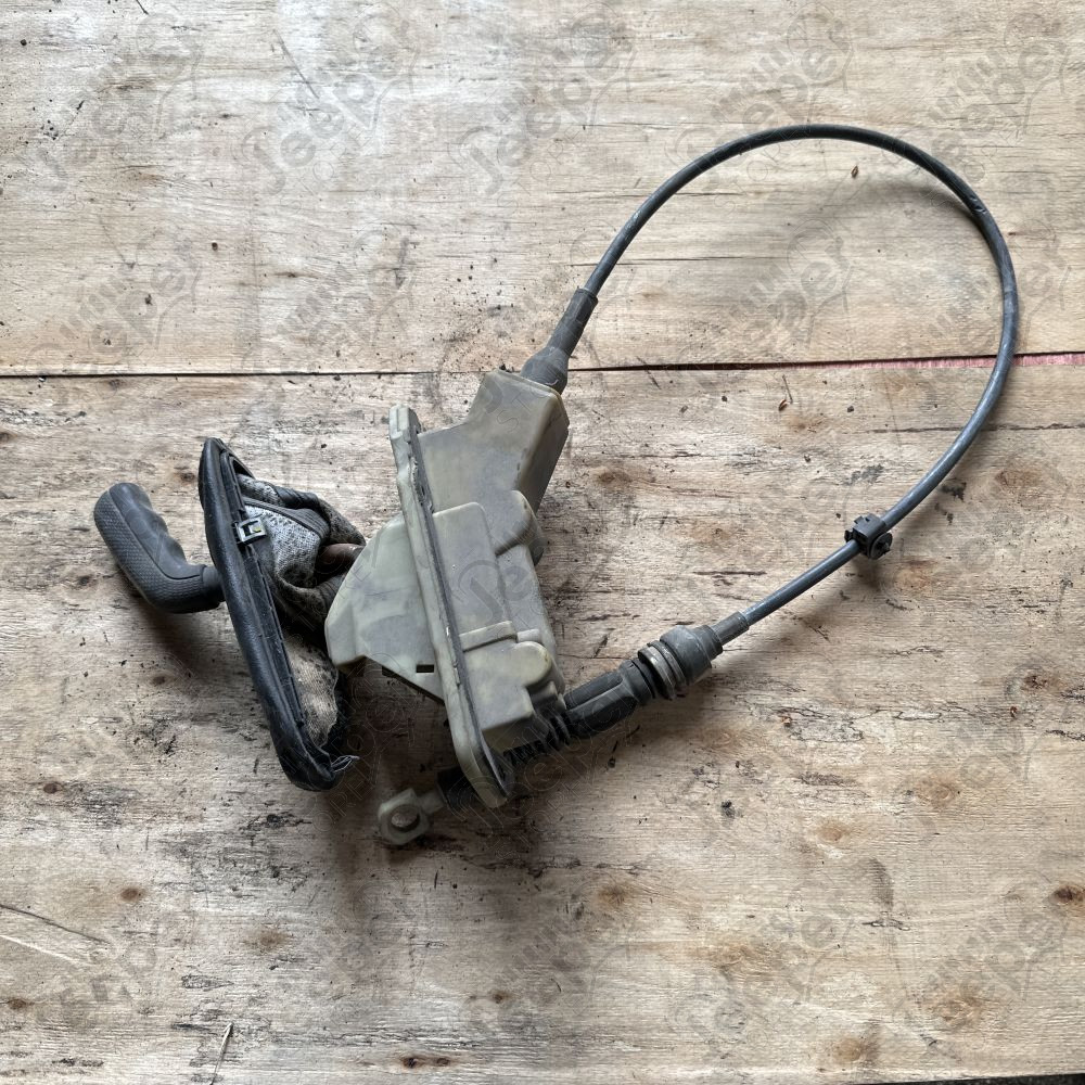 Occasion : Levier avec câble de boîte de transfert 3.7L V6 avec NP242 pour Jeep Cherokee Liberty KJ (2002-2004)