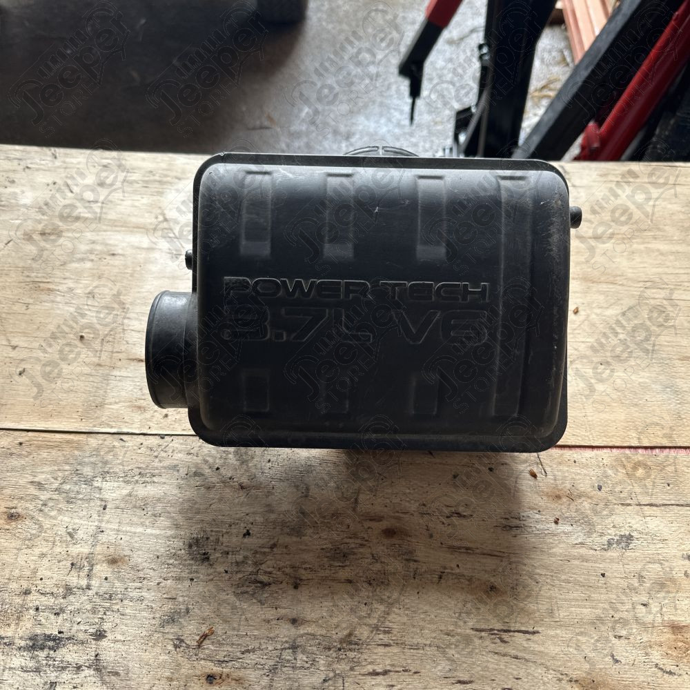 Occasion : Boite à air résonateur 3.7L V6 avec boîte auto (conduite anglaise) pour Jeep Cherokee Liberty KJ (2002-2004)