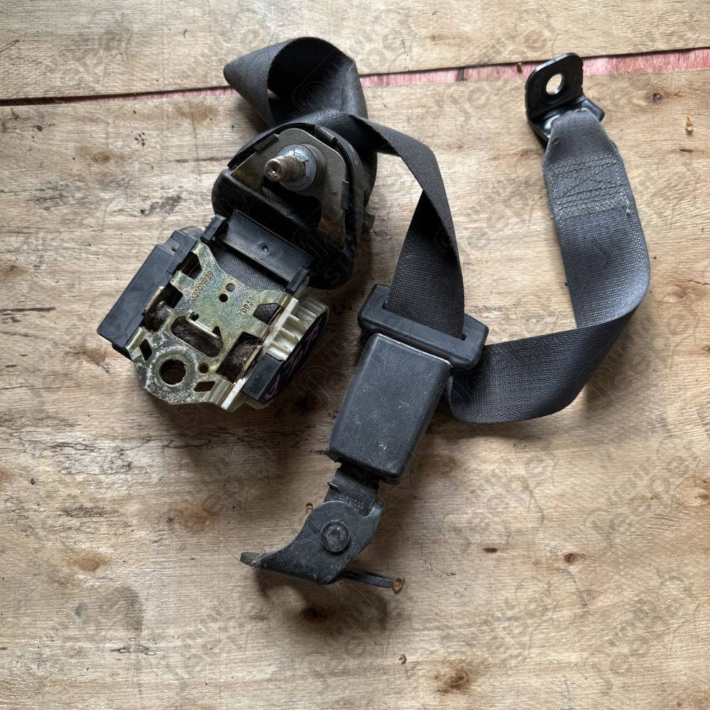 Occasion : Ceinture de sécurité arrière droite pour Jeep Cherokee Liberty KJ (2002-2004)