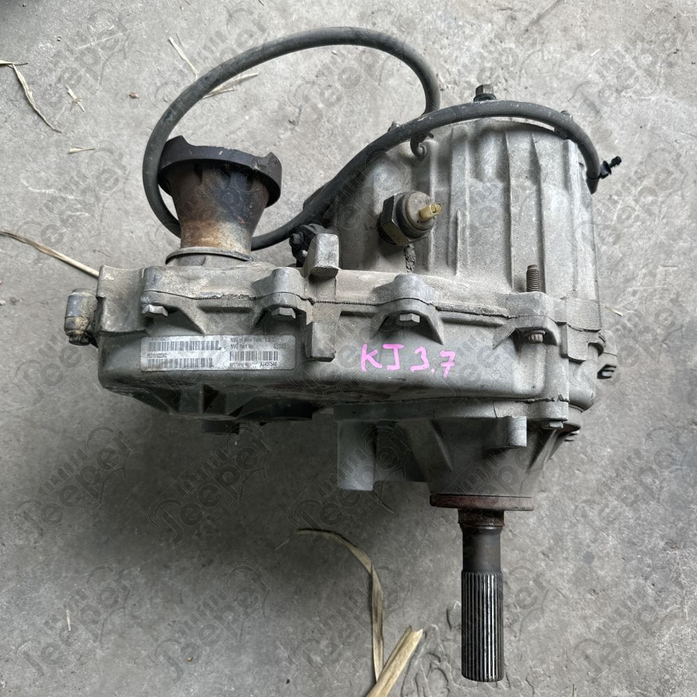 Occasion : Boîte de transfert NP242 - ratio : 2.72 - avec moteur 3.7L V6 pour Jeep Cherokee Liberty KJ (2002-2004)