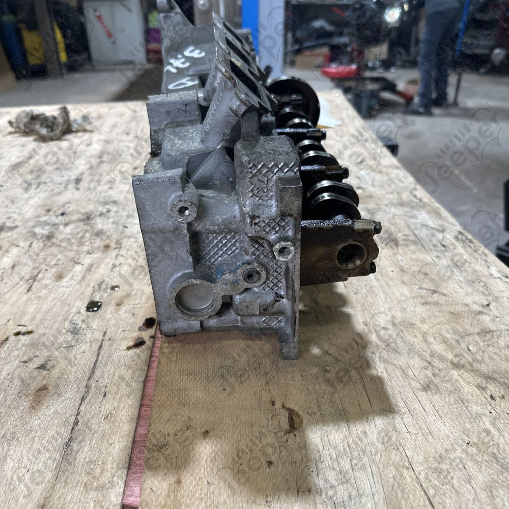 Occasion : Culasse moteur droit pour moteur 3.7L V6 pour Jeep Cherokee Liberty KJ (2002-2004)