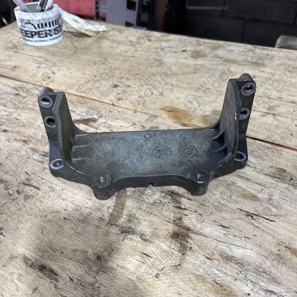 Occasion : Trappe pour volant moteur pour 3.7L V6 avec boîte automatique pour Jeep Cherokee Liberty KJ (2002-2004)