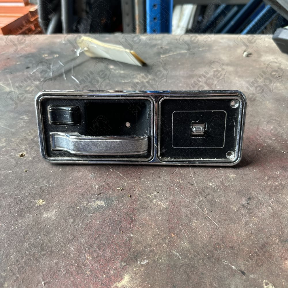 Occasion : Poignée de porte intérieur arrière gauche pour Jeep Cherokee XJ (1984-1996)