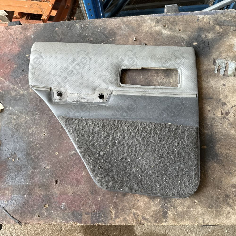 Occasion : Intérieur de porte arrière gauche couleur gris pour Jeep Cherokee XJ (1984-1996)