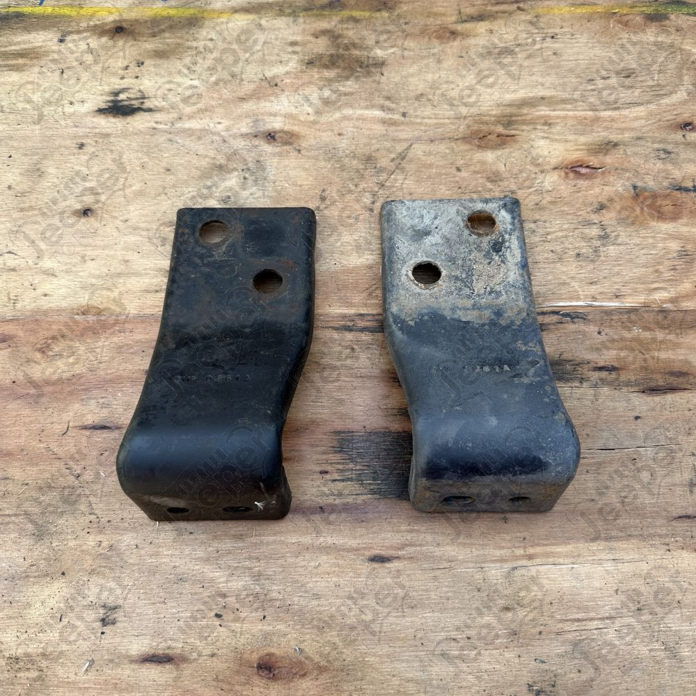 Occasion : Kit 2 de pattes fixations de pare chocs arrière origine pour Jeep Wrangler JK (2007-2018)