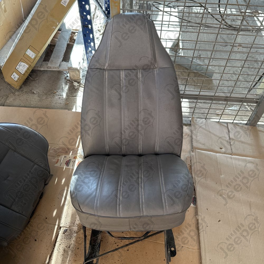Occasion : Siège avant droit en cuir gris pour Jeep Wrangler YJ (1987-1995)