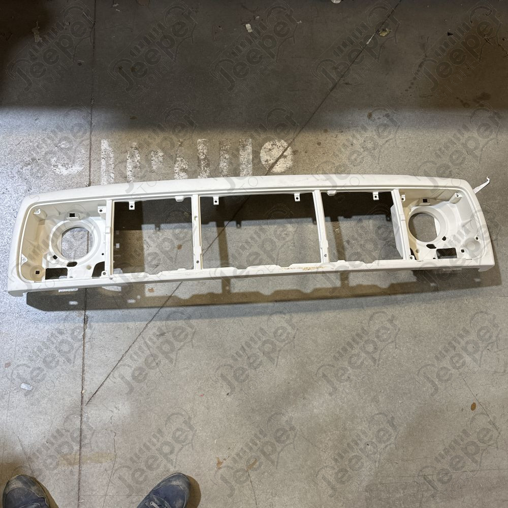 Occasion : Face avant à apprêté et à peindre (léger défaut de fabrication) phase 2 pour Jeep Cherokee XJ (1997-2001)