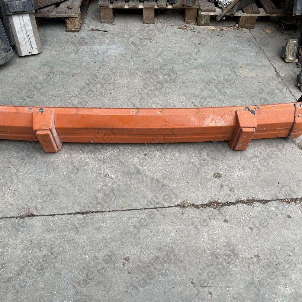 Occasion : Pare chocs avant vert repaint orange pour Jeep Cherokee XJ (1984-1996)