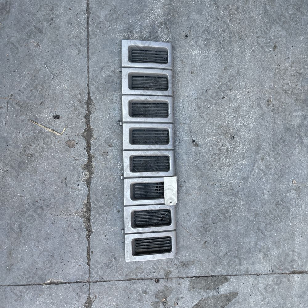 Occasion : Calandre grise phase 1 pour Jeep Grand Cherokee ZJ, ZG (1992-1996)