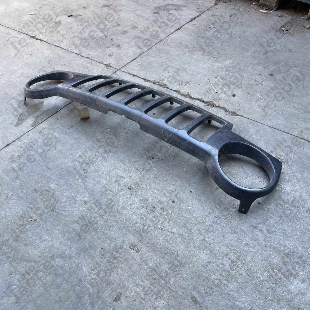 Occasion : Calandre gris/bleu phase 1 pour Jeep Cherokee Liberty KJ (2002-2004)