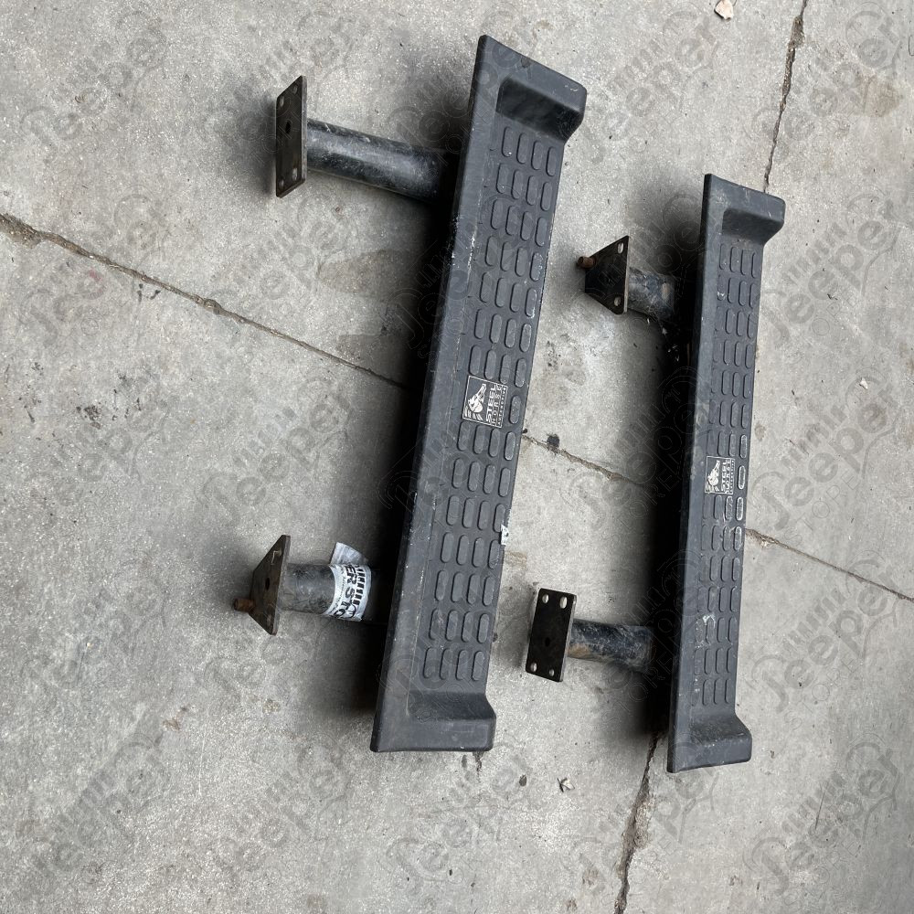 Occasion : Kit de marches pieds aluminium (steel horse automotive) pour Jeep Wrangler TJ (1996-2002)