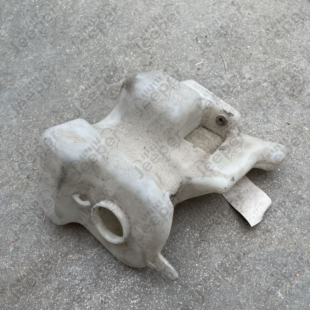 Occasion : Bocal de lave glace ??? pour Jeep divers
