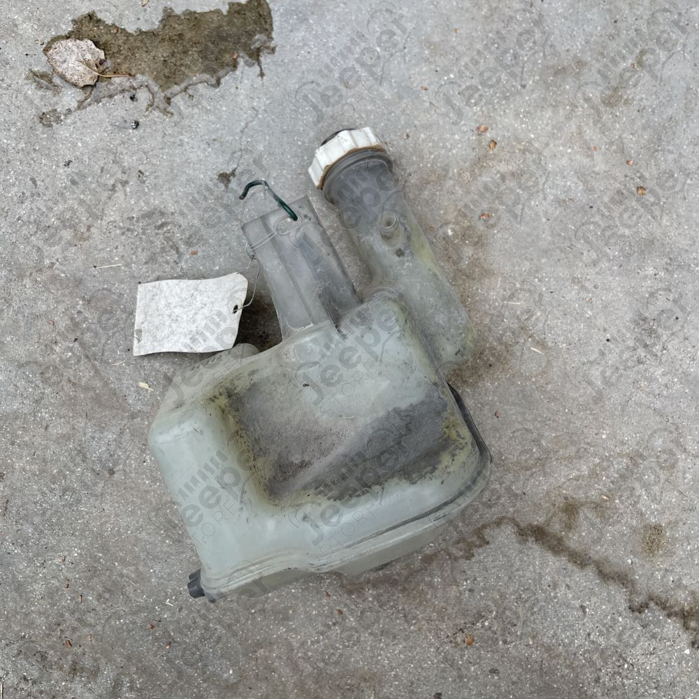 Occasion : Bocal de refroidissement moteur ??? pour Jeep divers