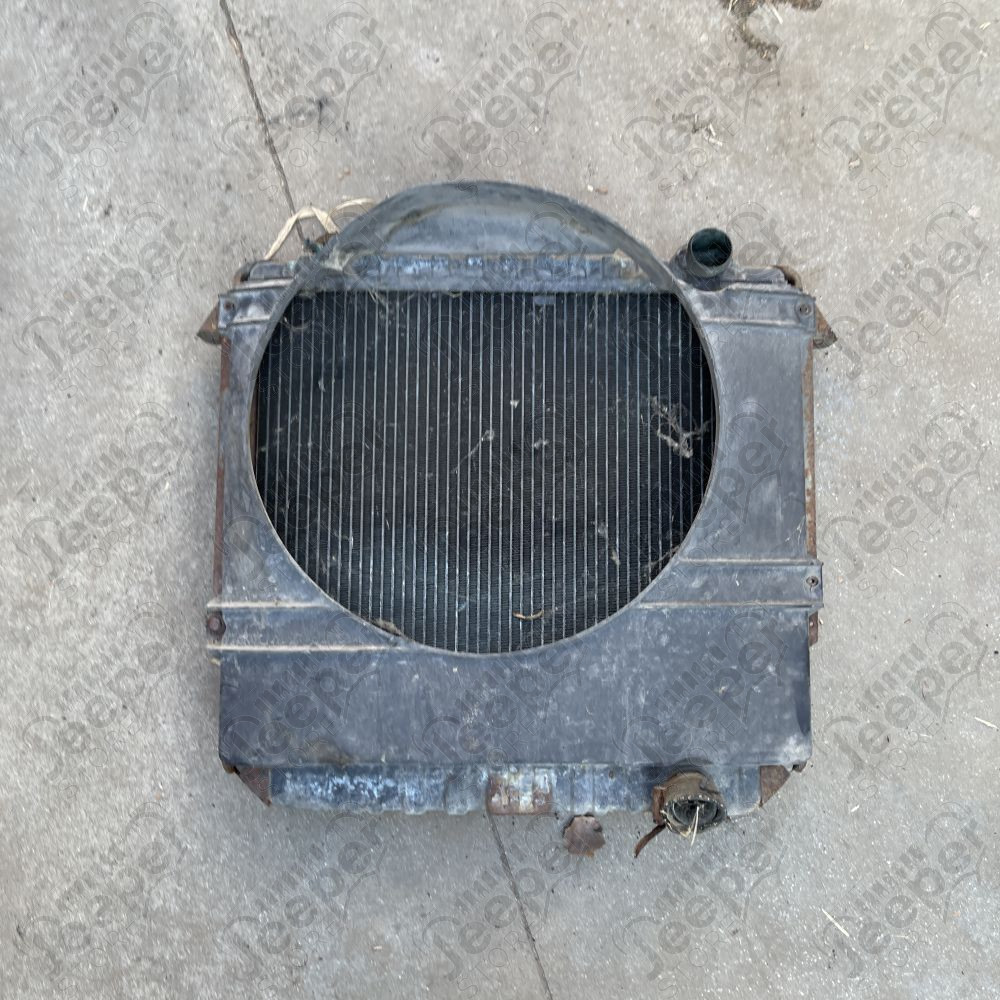 Occasion : Radiateur moteur 2.1L Diesel (a refaire) pour MJ, XJ (1984-1993)