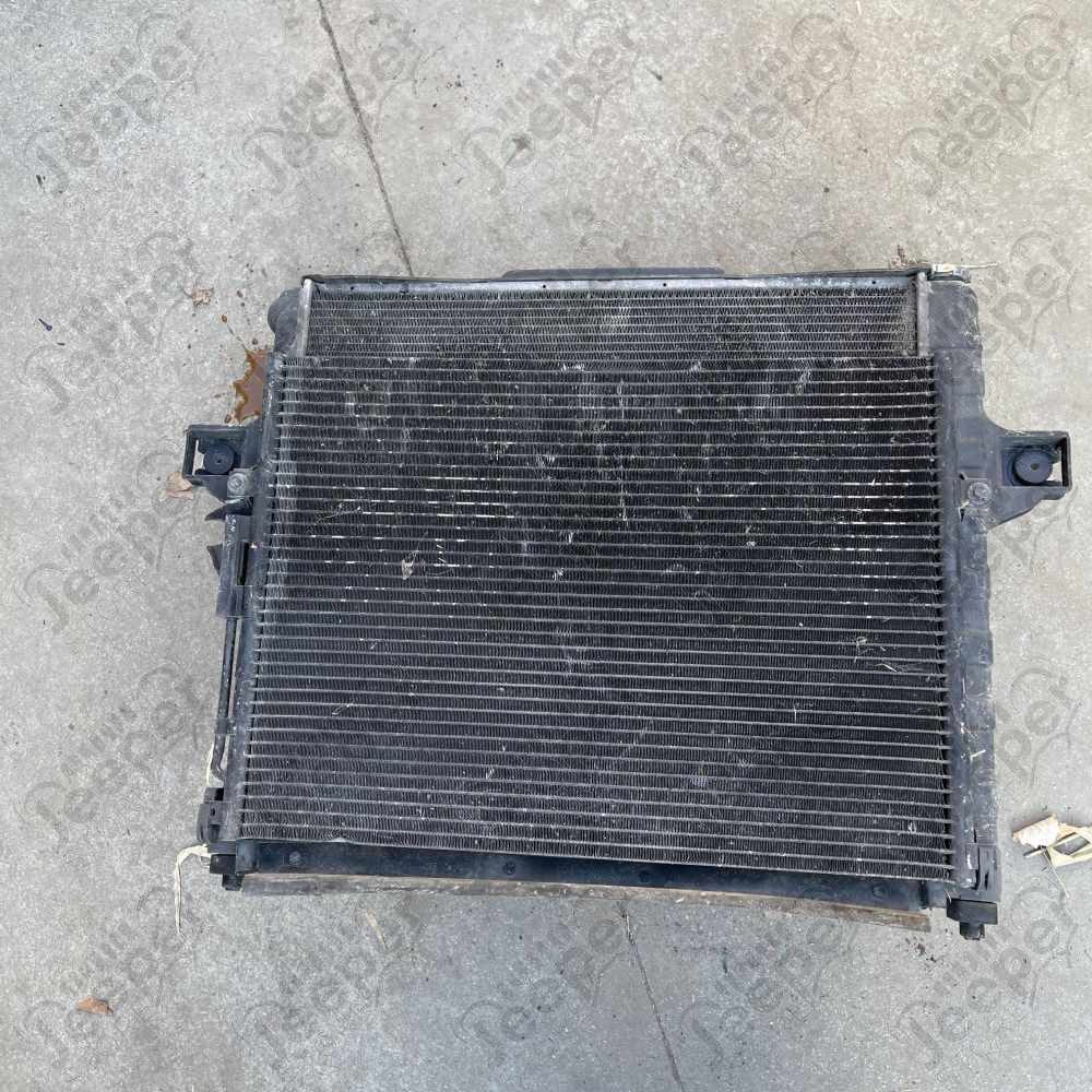 Occasion : Radiateur moteur 4.0L pour Jeep Grand Cherokee WJ, WG (1999-2004)