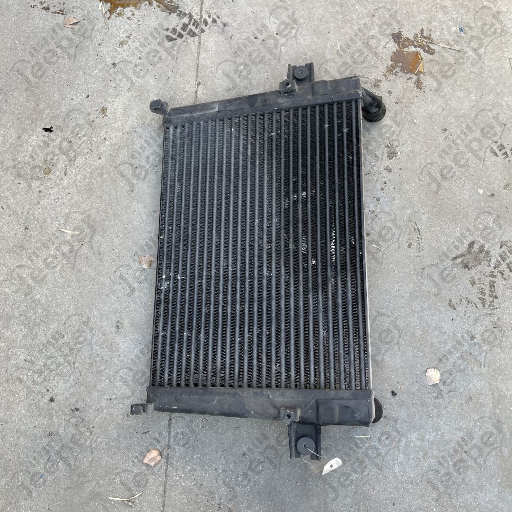 Occasion : Radiateur turbo (intercooler) 3.1L TD moteur VM pour Jeep Grand Cherokee WJ, WG (1999-2001)