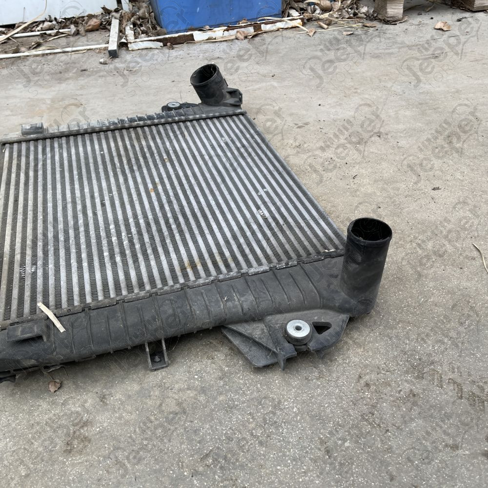 Occasion : Radiateur turbo (intercooler) 2.8L CRD pour Jeep Cherokee Liberty KJ (2005-2007)