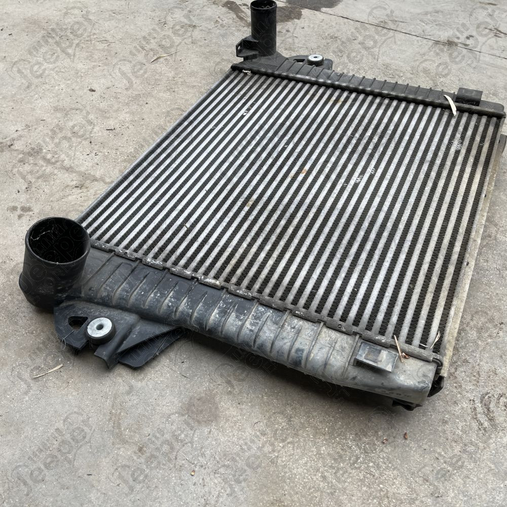 Occasion : Radiateur turbo (intercooler) 2.8L CRD pour Jeep Cherokee Liberty KJ (2005-2007)